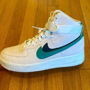 Nike Air Force 1 High SE women’s shoes sz 9.5: 2-3 wears. Teal/green.